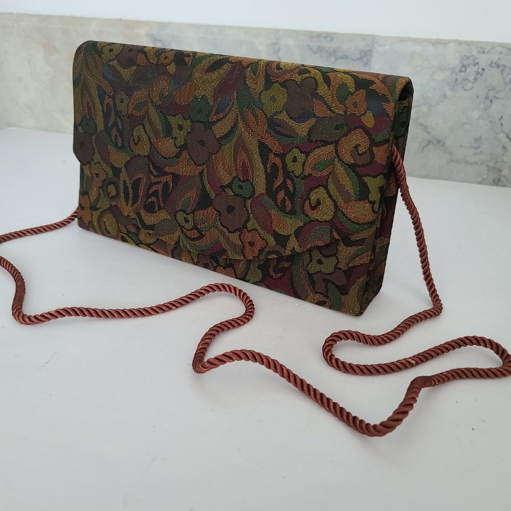 Caliente vintage floral satin clutch crossbody